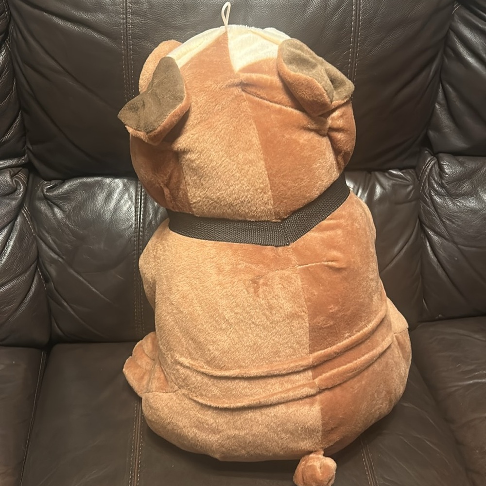 Dave and Buster’s | Brown and Cream Bulldog Plushie - Picture 4 of 5